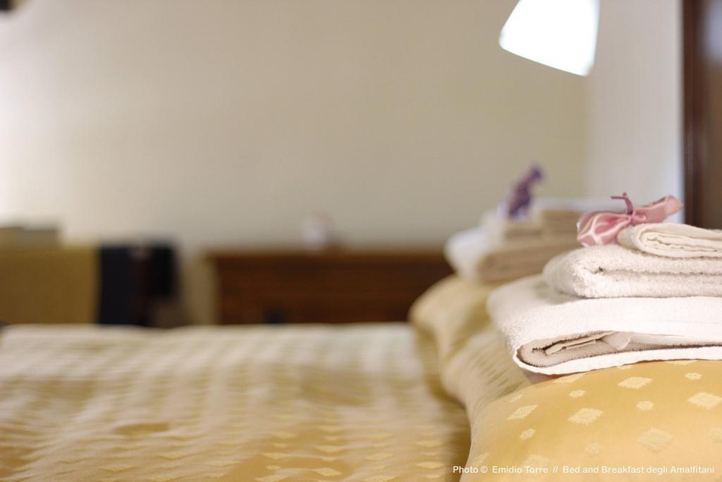 Amalfitani Salerno Centro Bed & Breakfast Ngoại thất bức ảnh
