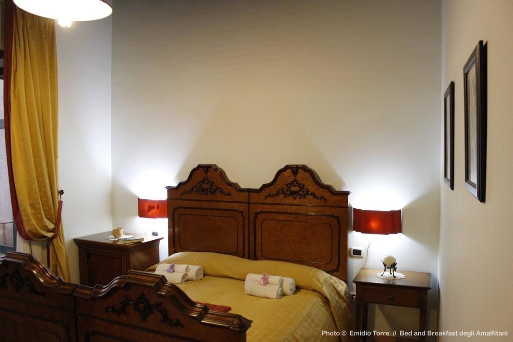 Amalfitani Salerno Centro Bed & Breakfast Phòng bức ảnh