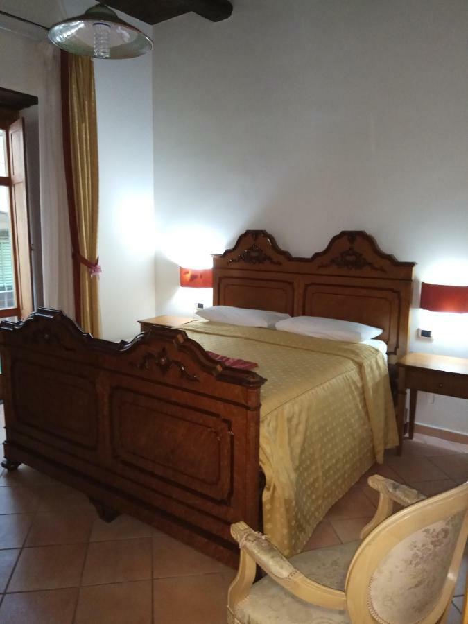Amalfitani Salerno Centro Bed & Breakfast Ngoại thất bức ảnh
